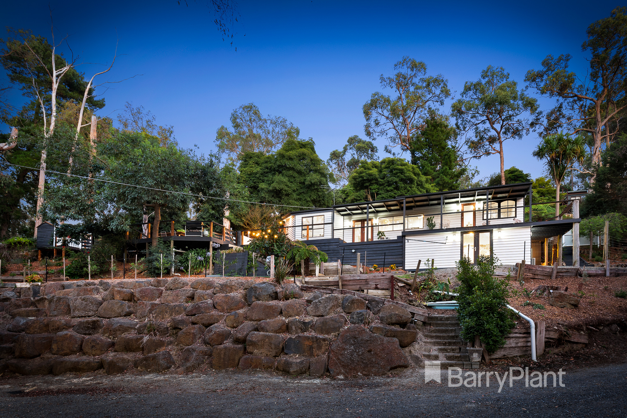 6769 Falkingham Road, Mount Evelyn, VIC 3796 Sold