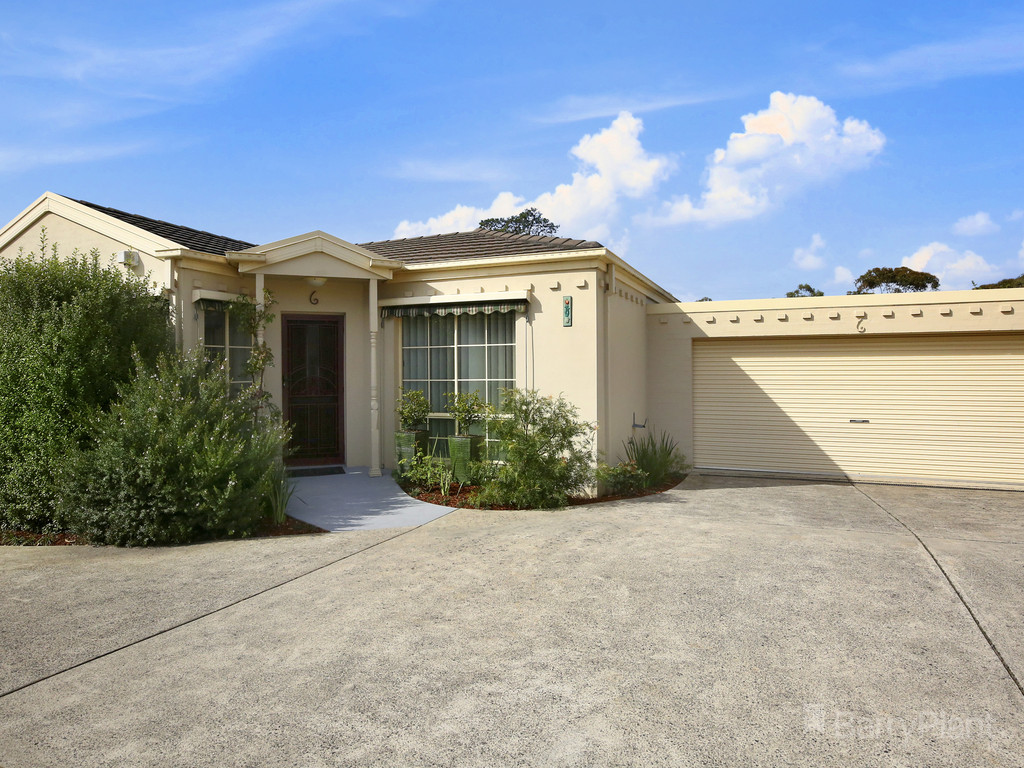 6/28 Karingal Street, Croydon North, VIC 3136 Sold