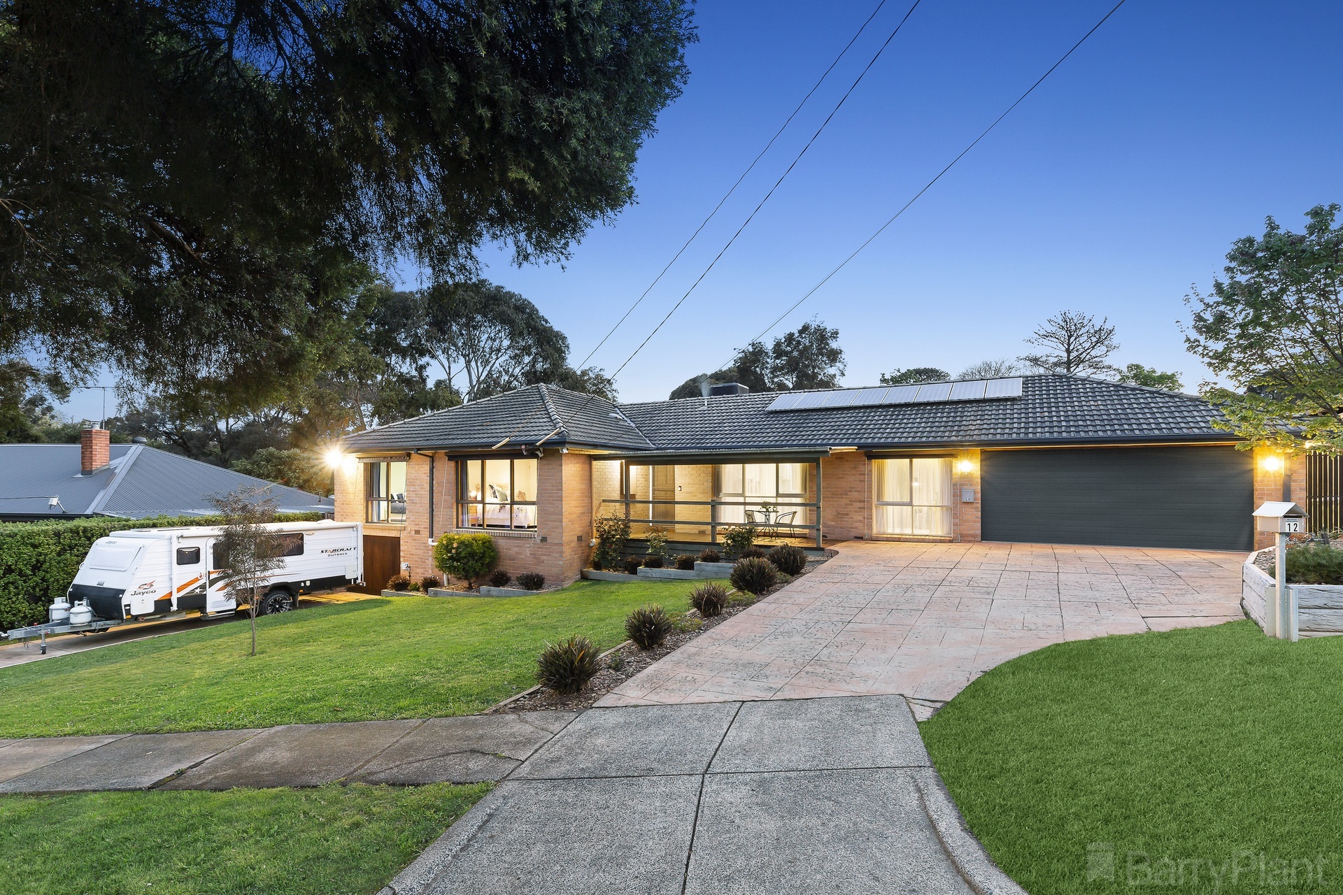 12 Long View Road, Croydon South, VIC 3136 Sold