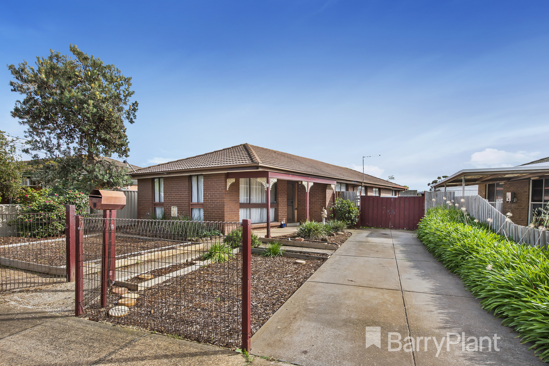 9 Lawson Road, Melton South, VIC 3338 Sold