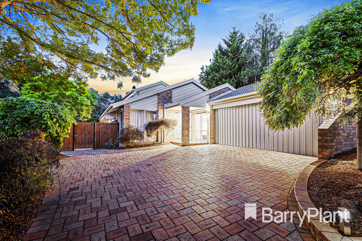 11 Mary Court, Croydon North, VIC 3136 Sold