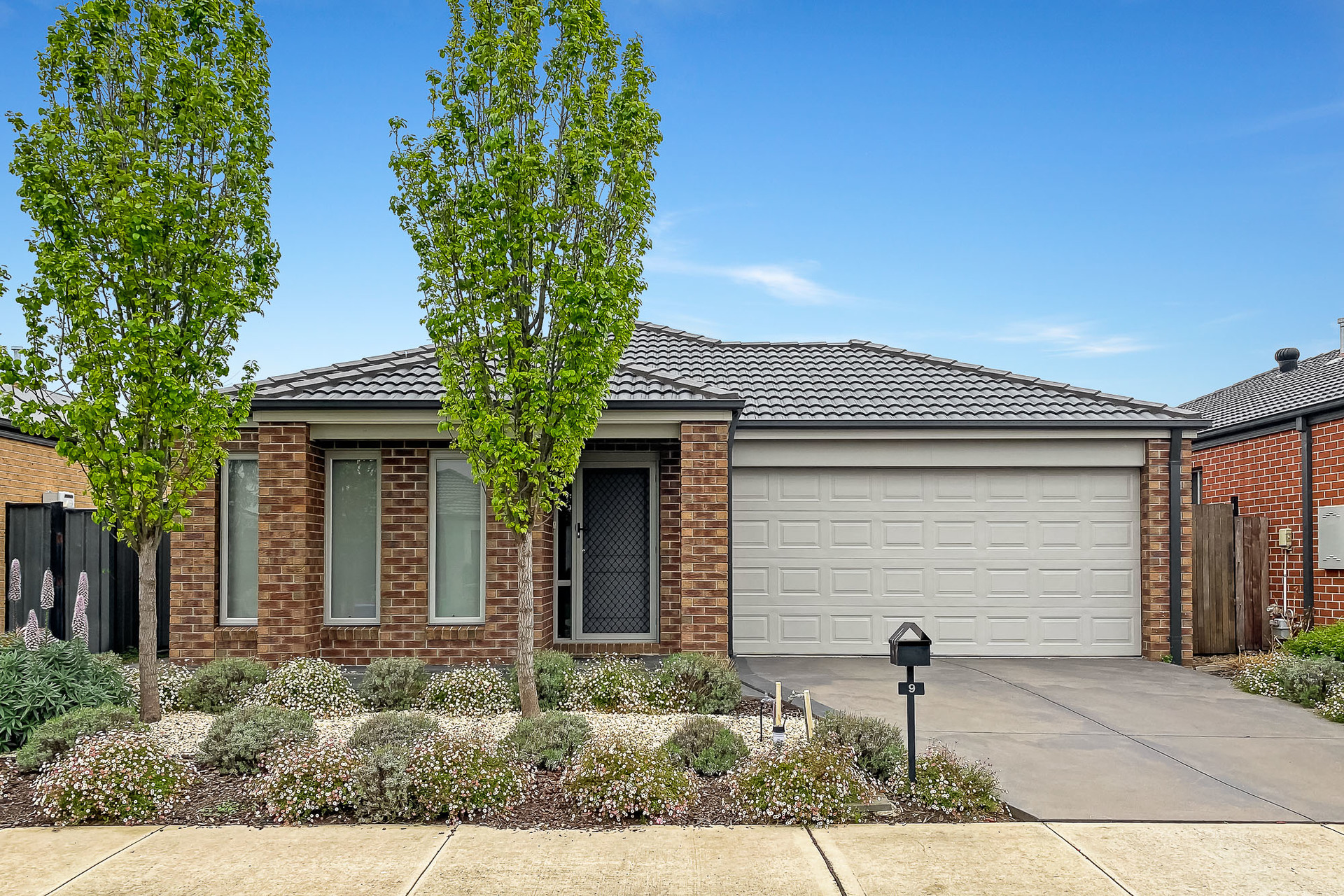 9 Dream Avenue, Clyde North, VIC 3978 Sold