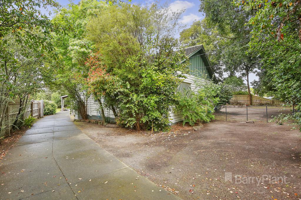 24A & 24B Norman Road, Croydon, VIC 3136 Sold