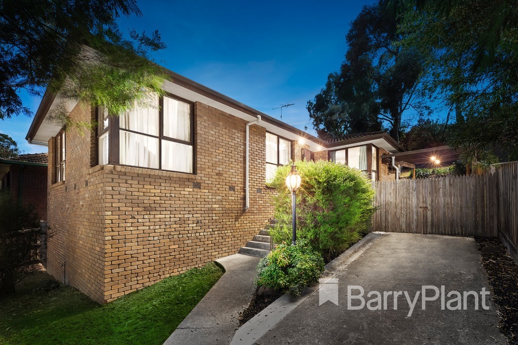 70 Plenty River Drive, Greensborough, VIC 3088 Sold