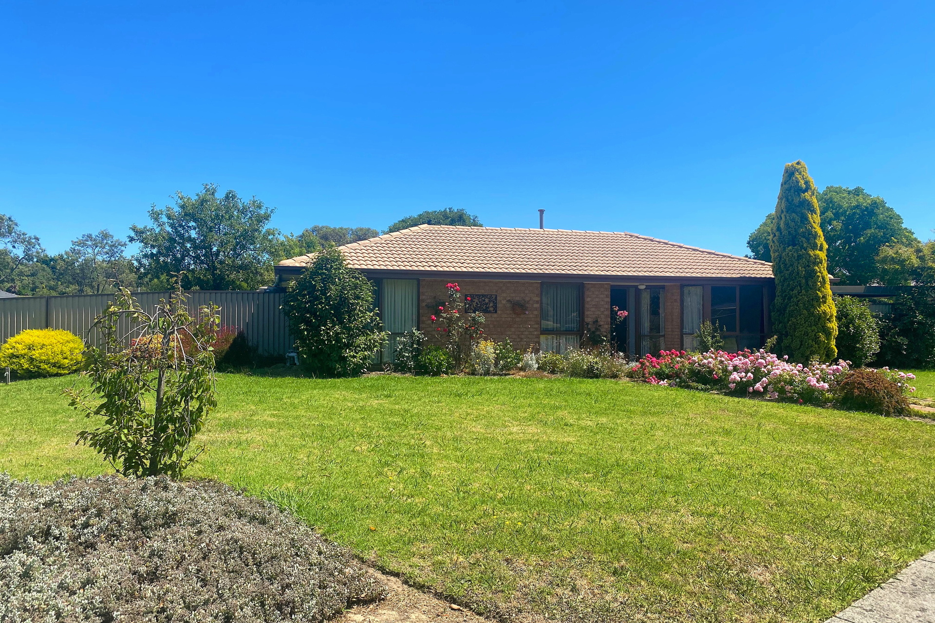 14 Bibury Court, Kilsyth South, VIC 3137 Sold