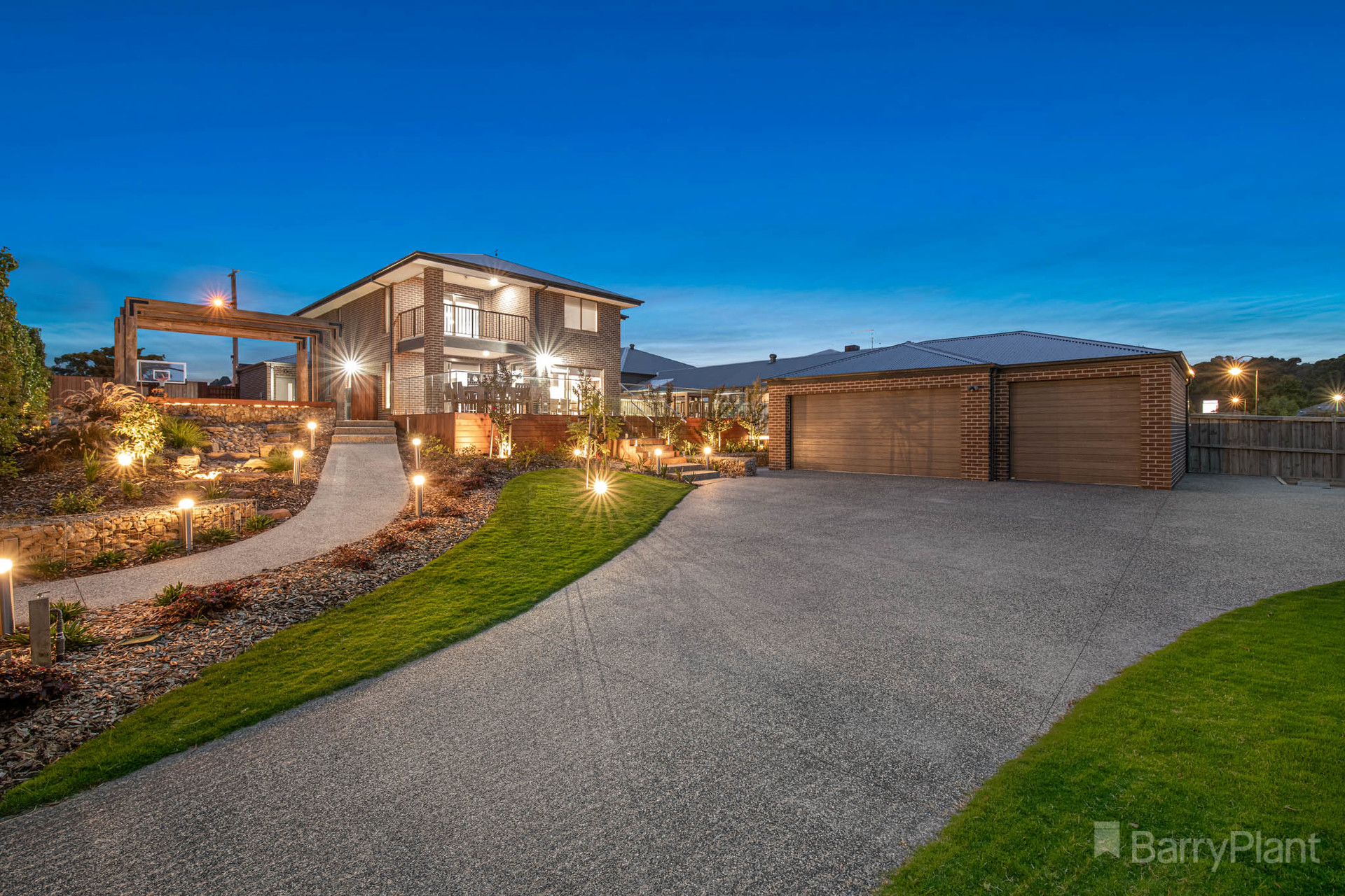 33 Tree View Lane, Narre Warren North, VIC 3804 Sold