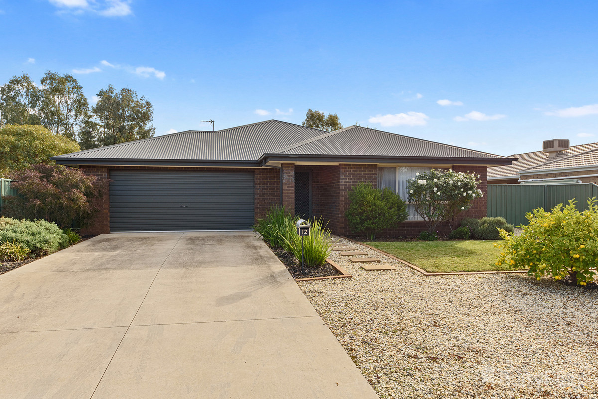 12 Rosea Court, Ascot, VIC 3551 Sold
