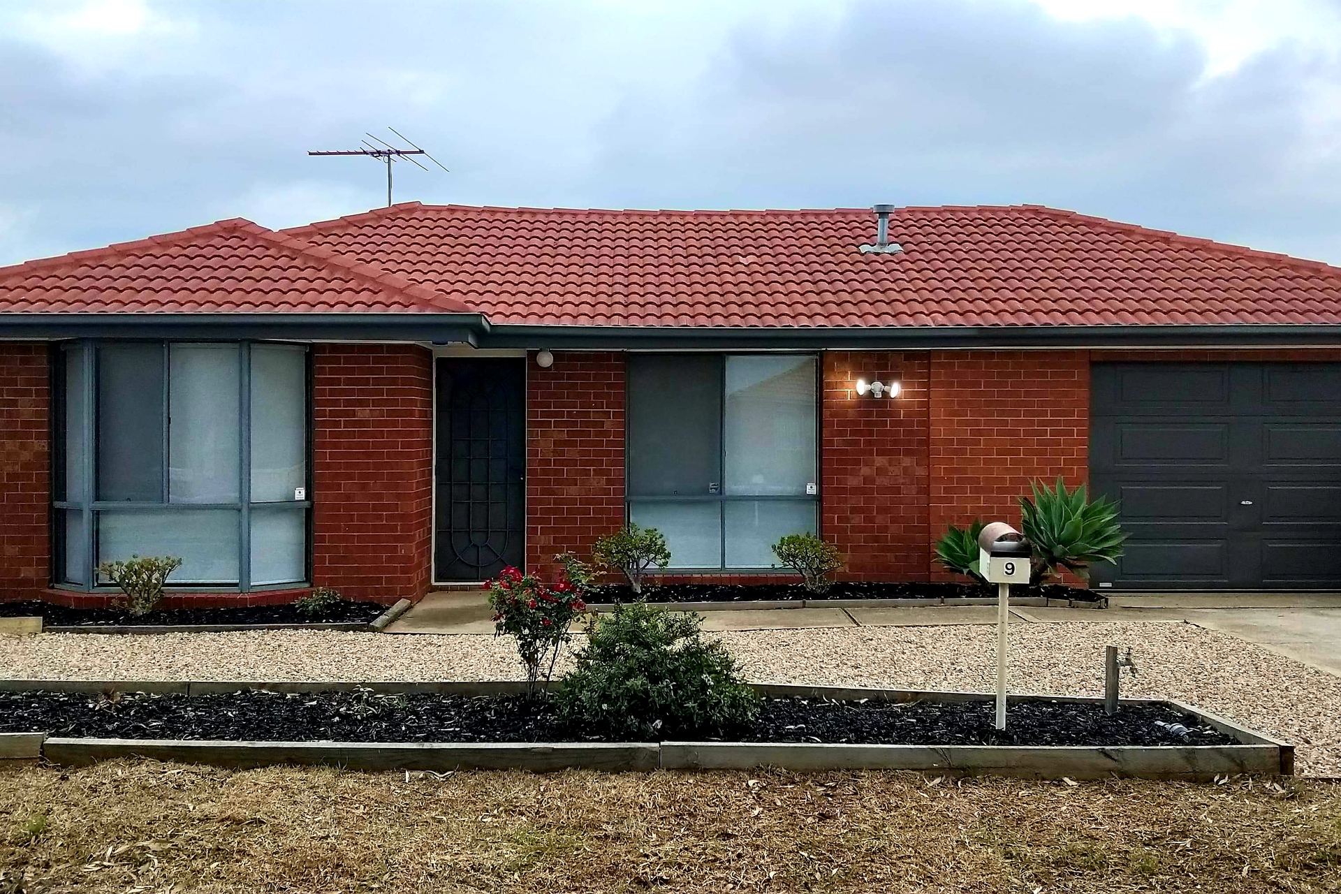 1/9 Phillip Street, Melton South, VIC 3338 For Rent
