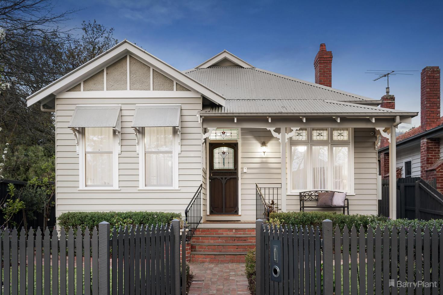 1 Fellows Street, Mitcham, VIC 3132 Sold