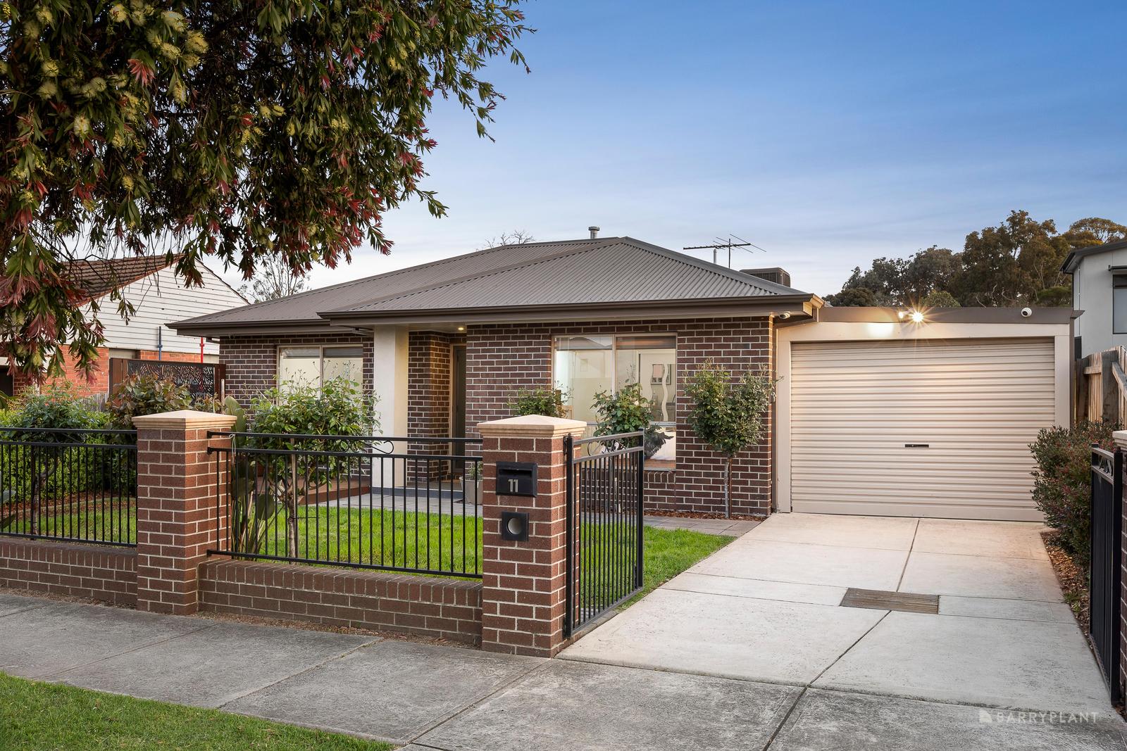 11 Redwood Street, Heidelberg West, VIC 3081 For Sale