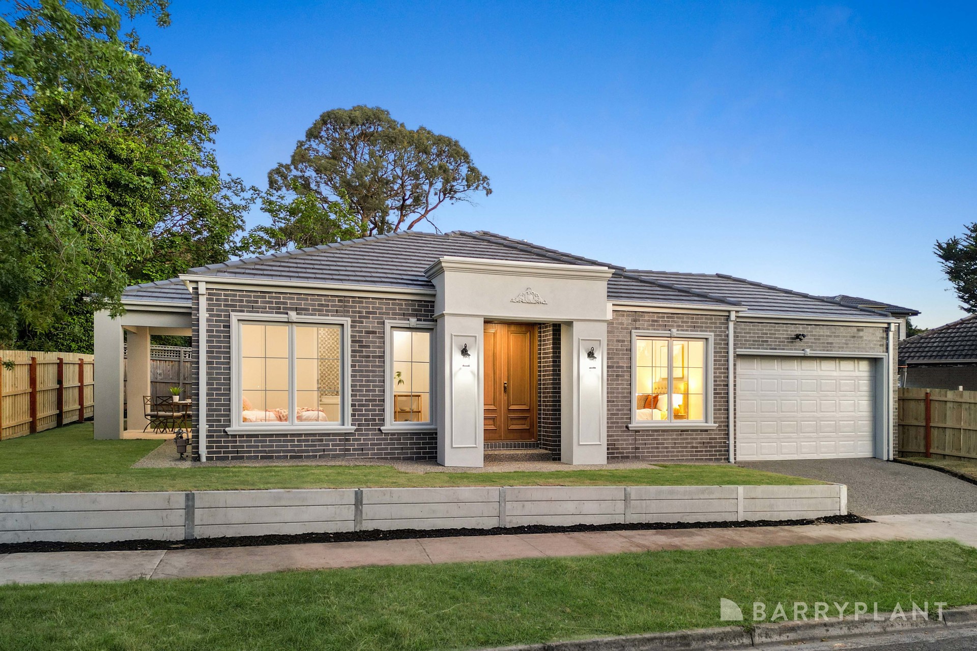 12 Farnley Street, Croydon, VIC 3136 Sold