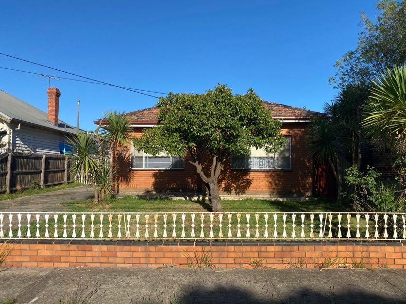 15 Muchell Grove, Coburg