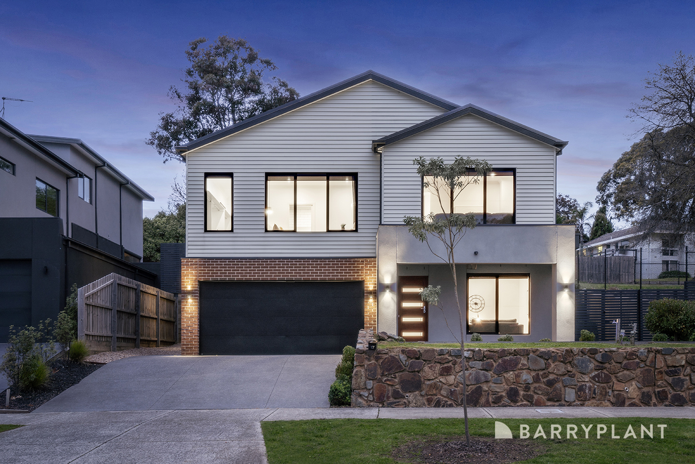 17 Locksley Road, Chirnside Park, VIC 3116 For Sale