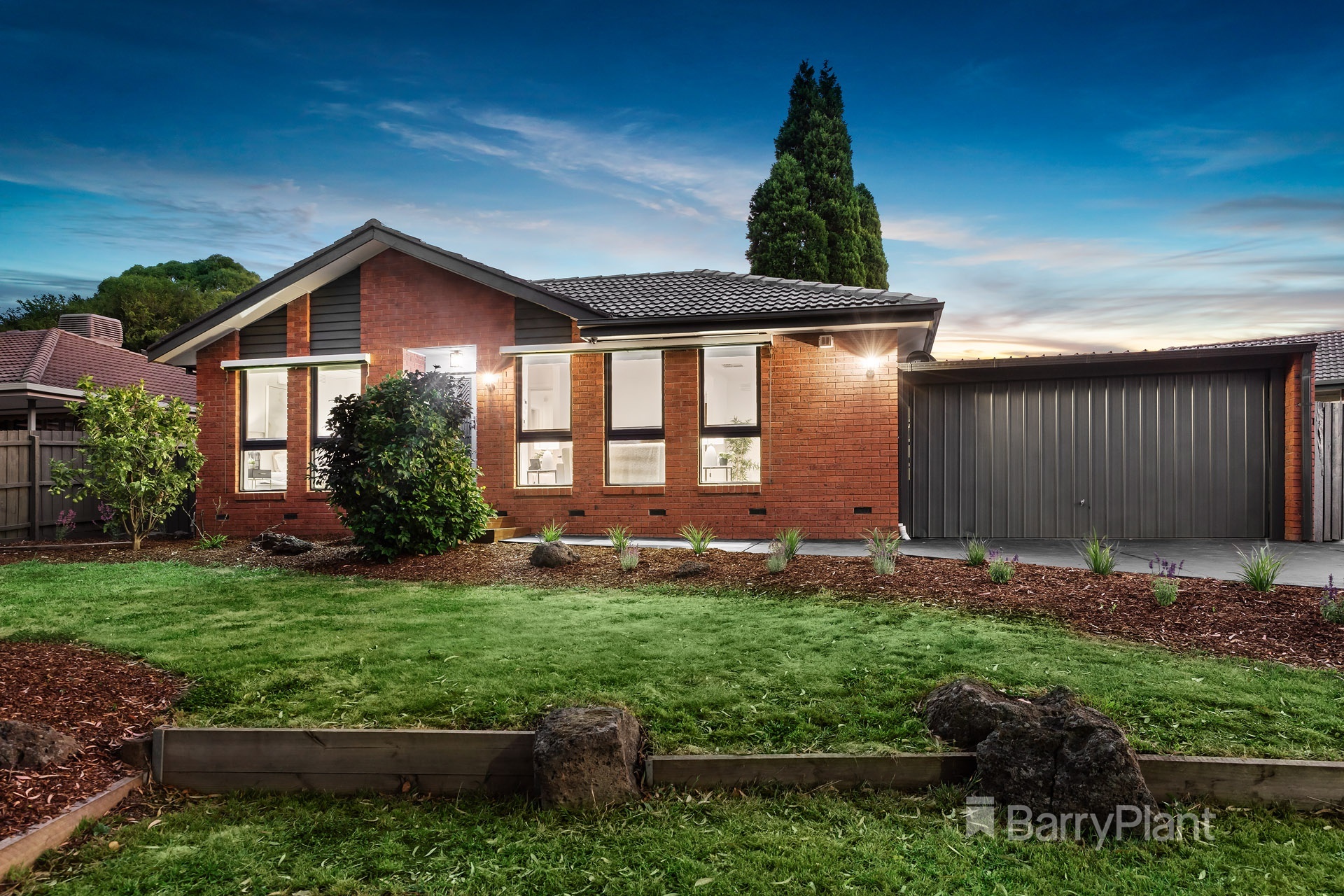 18 Tintern Crescent, Wantirna South, VIC 3152 Sold