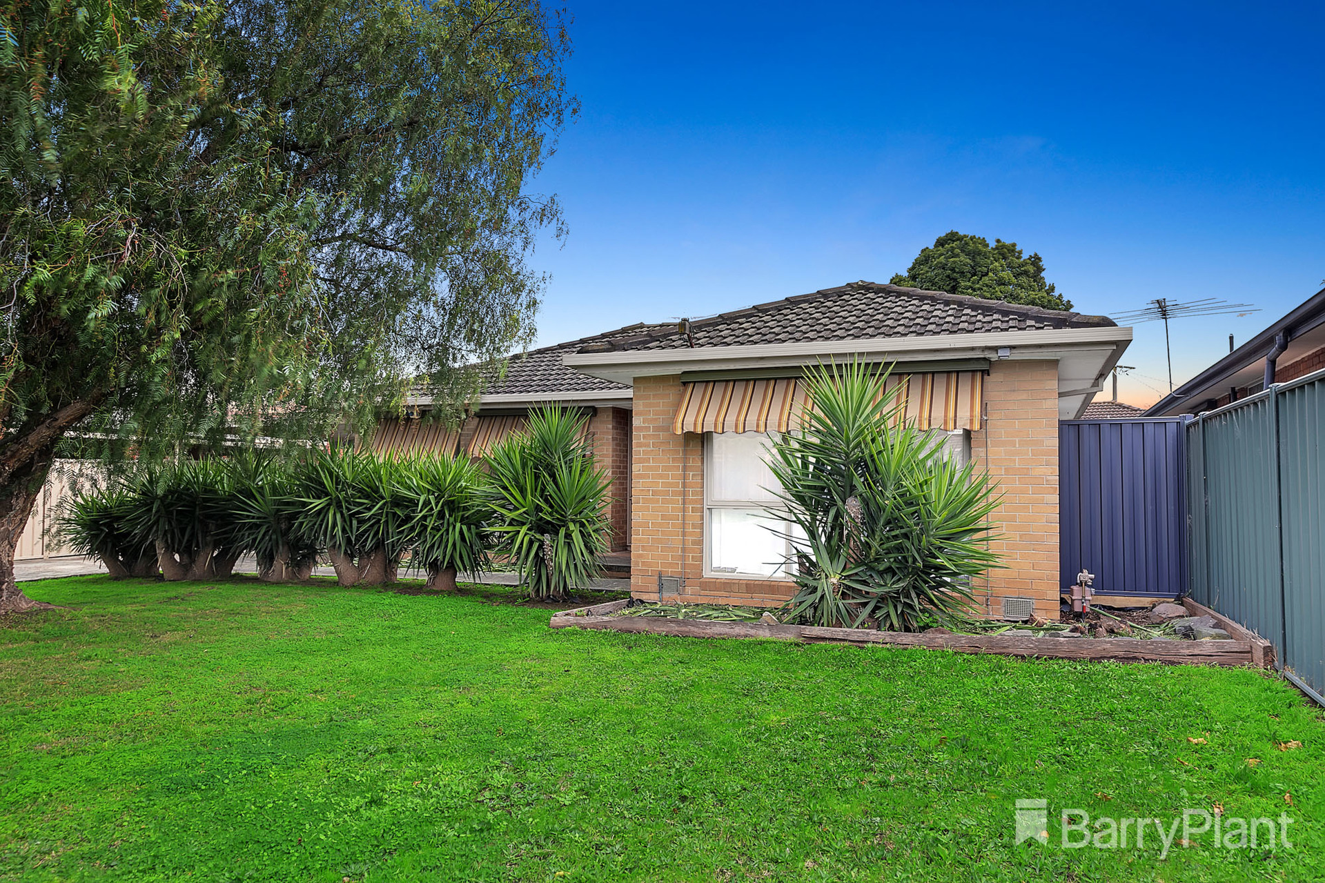 19 Savannah Crescent, Epping, VIC 3076 For Rent