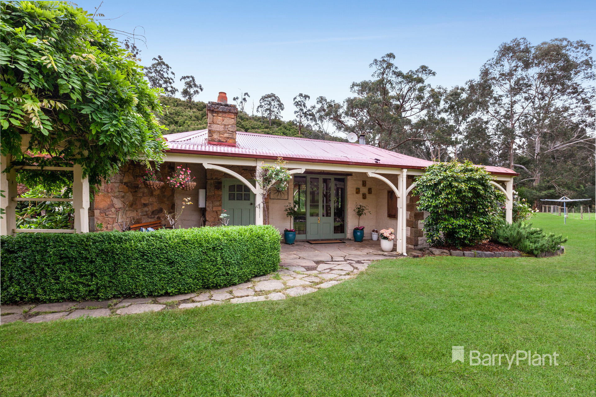 1989 HeidelbergKinglake Road, St Andrews, VIC 3761 Sold