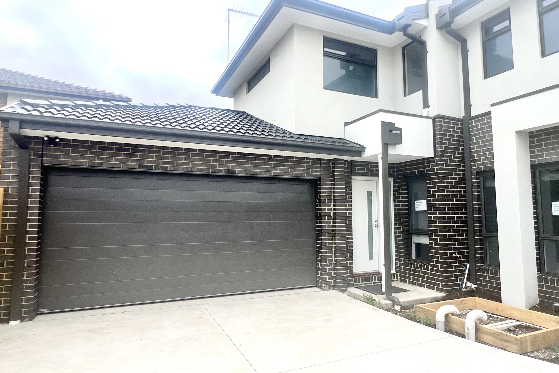 2/54 Walmer Avenue, St Albans, VIC 3021 For Rent