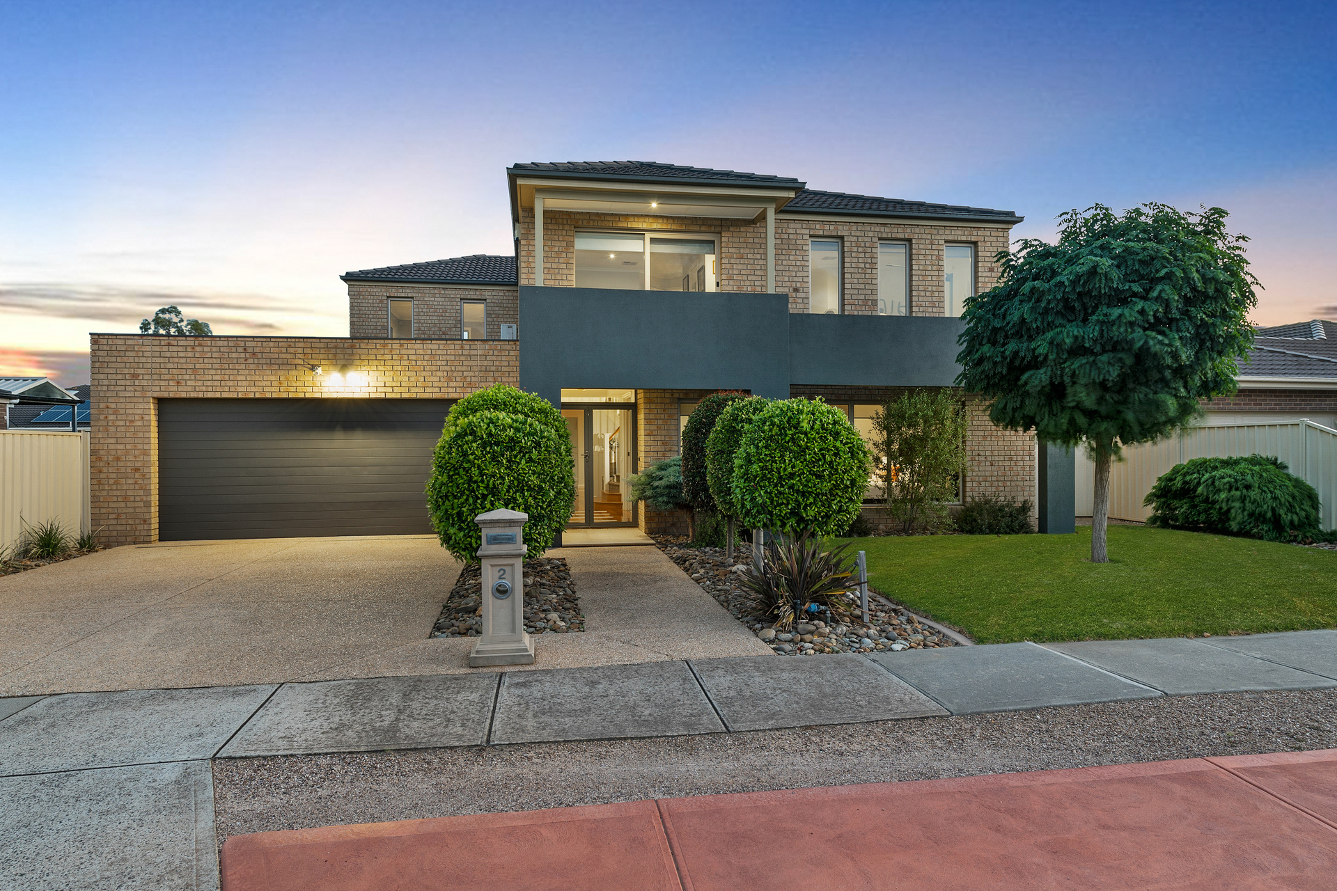 2 Margaret Place, Taylors Hill, VIC 3037 Sold