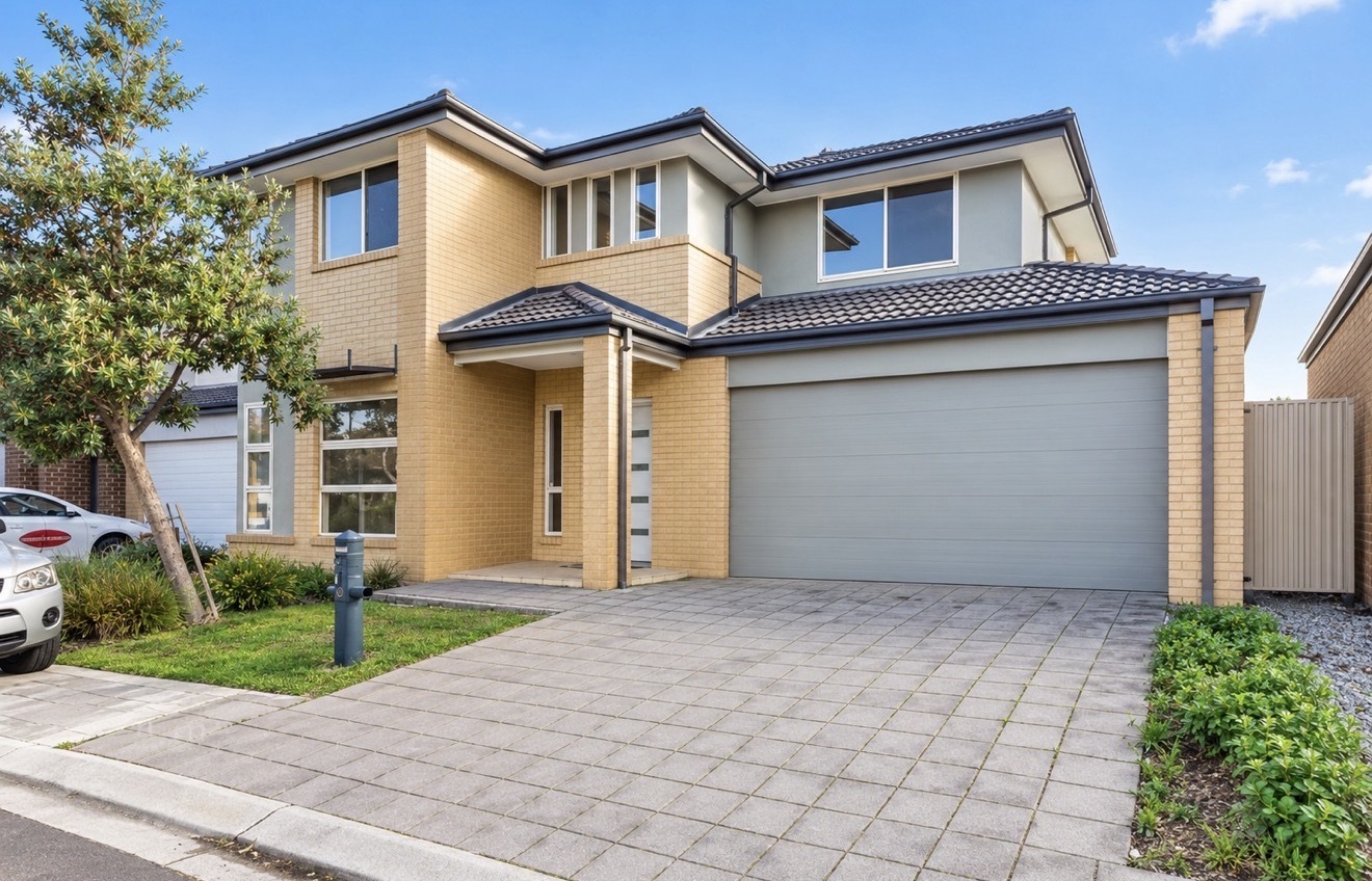 21 Eloura Circuit, Taylors Hill, VIC 3037 - For Rent