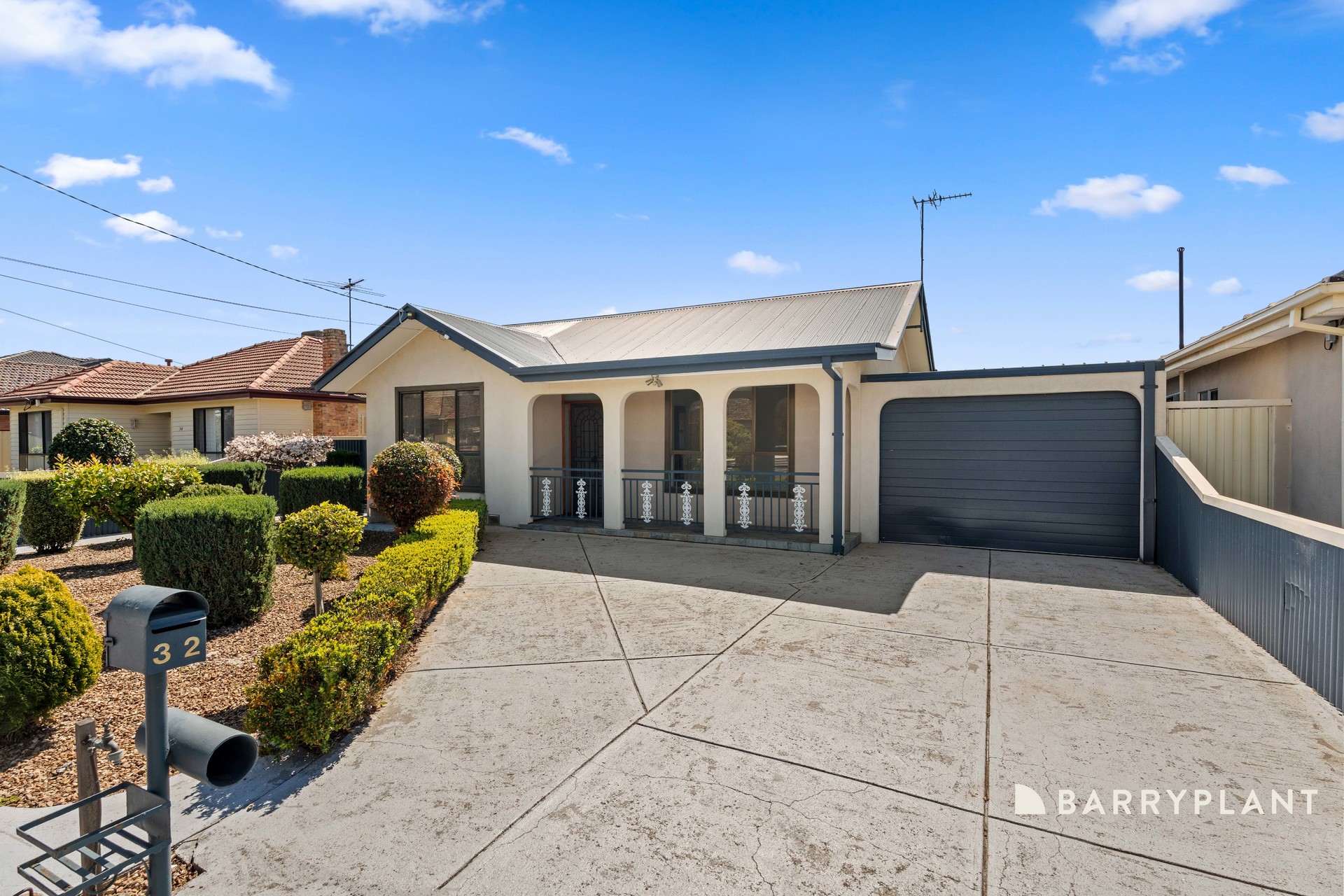 32 Highlands Road, Thomastown, VIC 3074 - For Sale