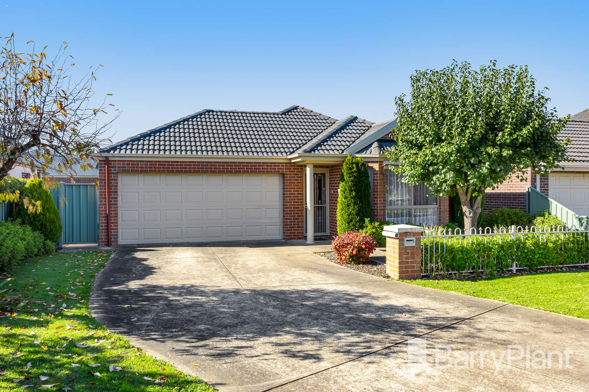 32 St Andrews Place, Lake Gardens, VIC 3355 Sold