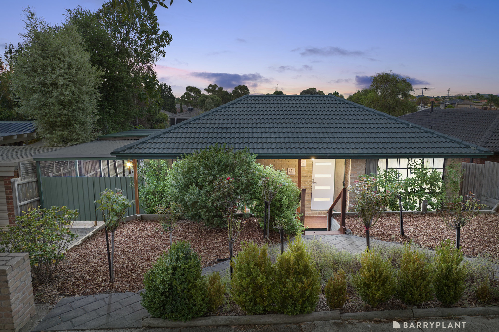 35 McLaughlin Crescent, Mill Park, VIC 3082 Sold