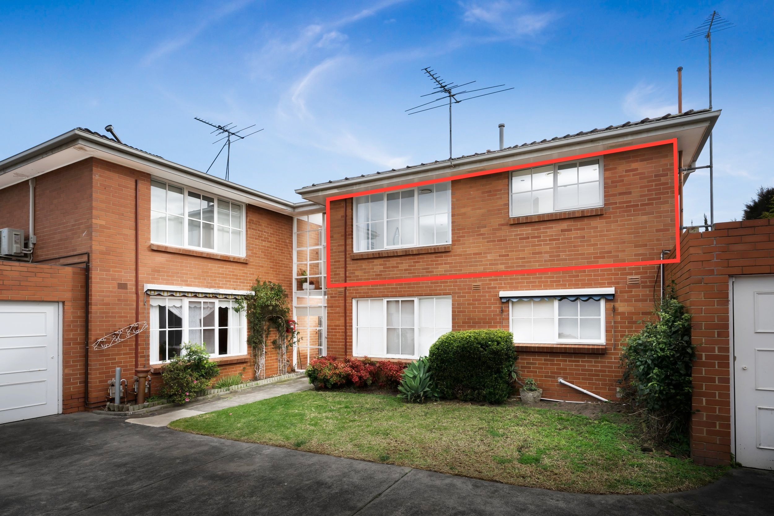 6/24 Leslie Road, Essendon, VIC 3040 Sold