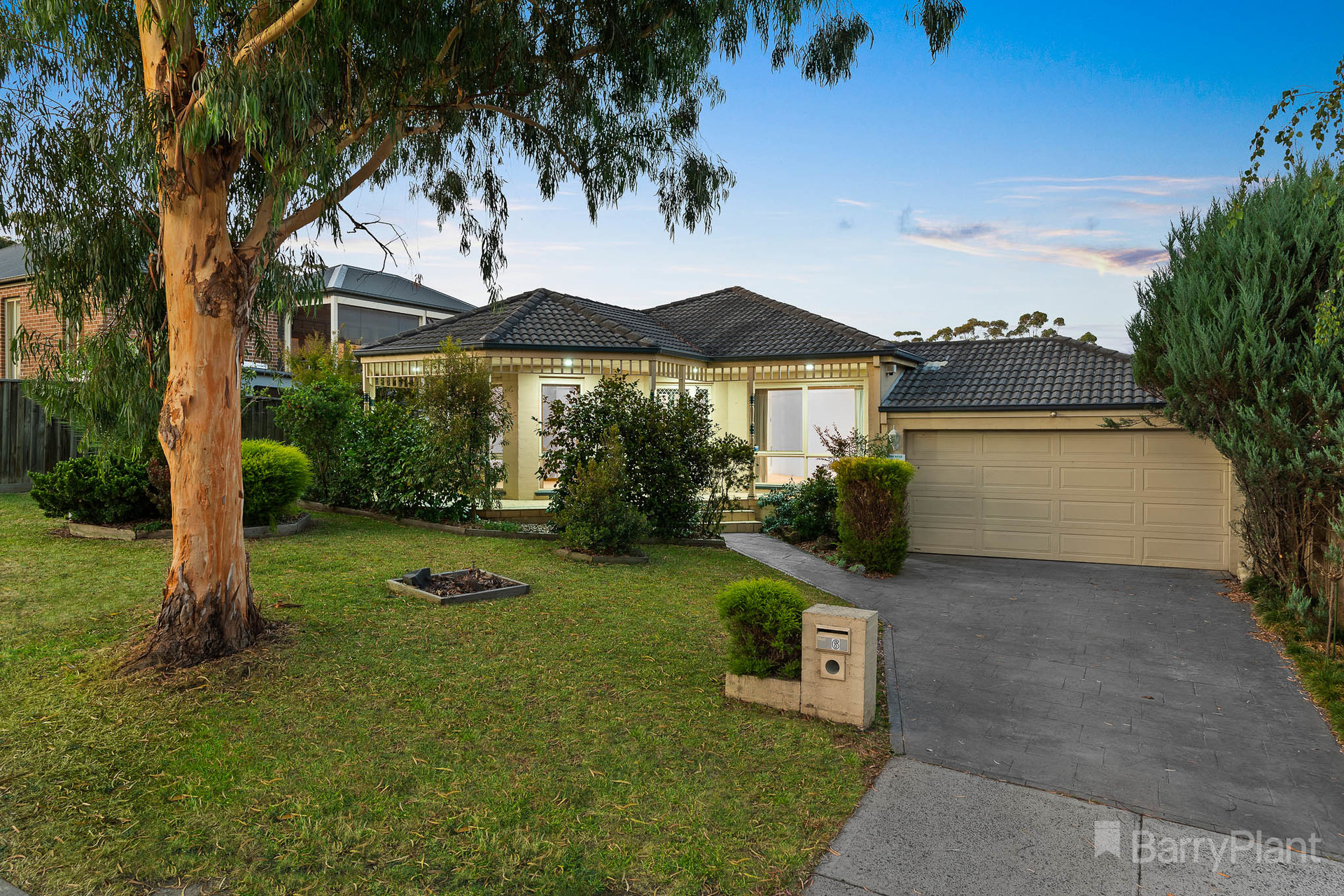6 Pioneers Crescent, Pakenham, VIC 3810 Sold