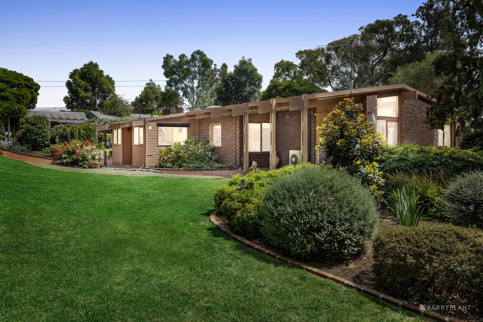 6870 Brushy Park Road, Wonga Park, VIC 3115 Sold