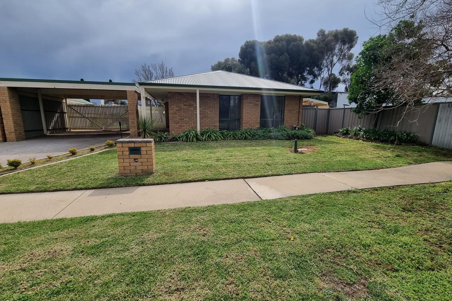 7 Dampier Crescent, Mildura, VIC 3500 For Rent
