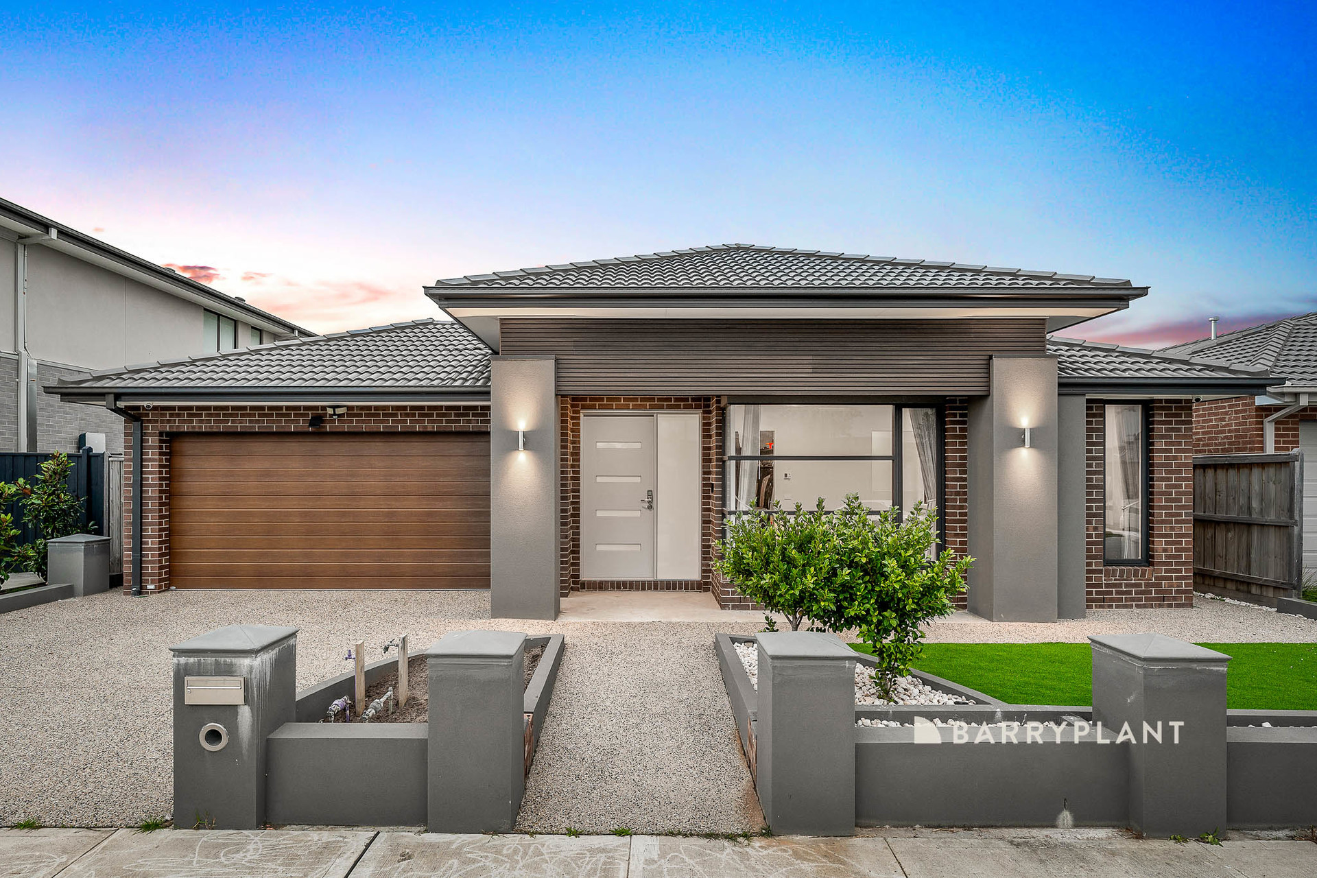 8 Gaston Loop, Officer, VIC 3809 Sold