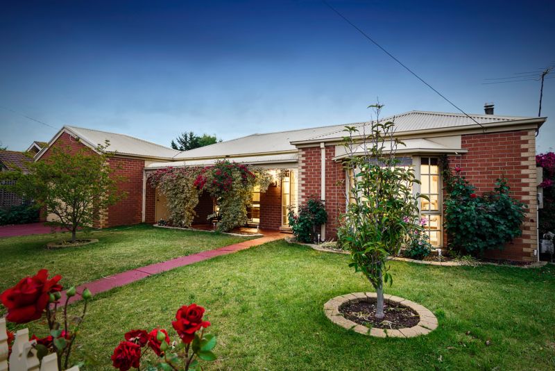 90 Walls Road, Werribee, VIC 3030 For Rent