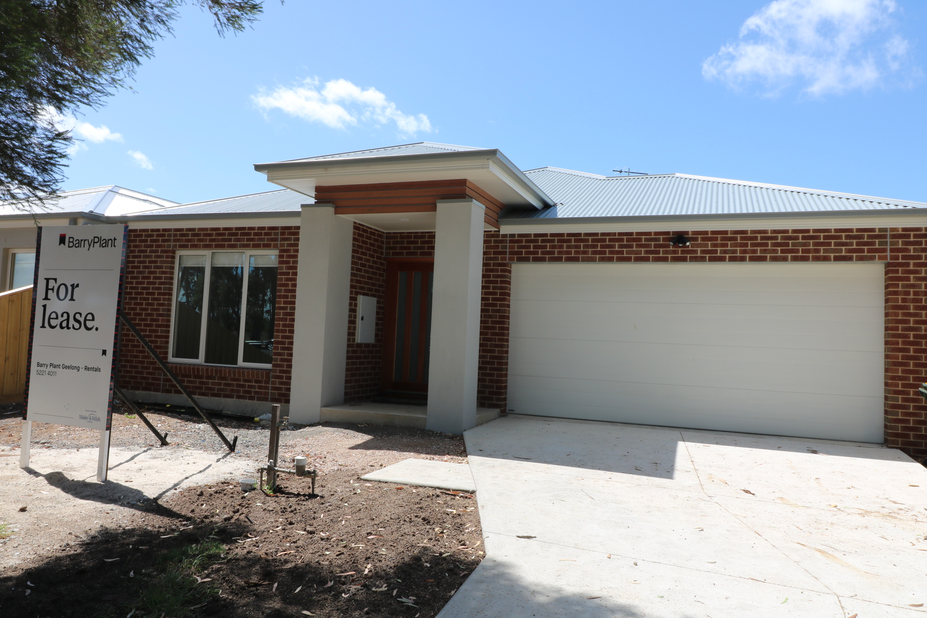 Room 4/39B McClelland Avenue, Lara, VIC 3212 For Rent